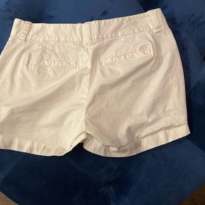 Vineyard vines white shorts size 00
